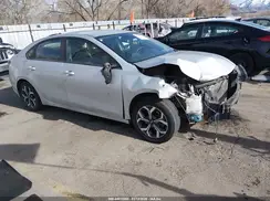 3KPF24AD5KE108038 2019 KIA FORTE