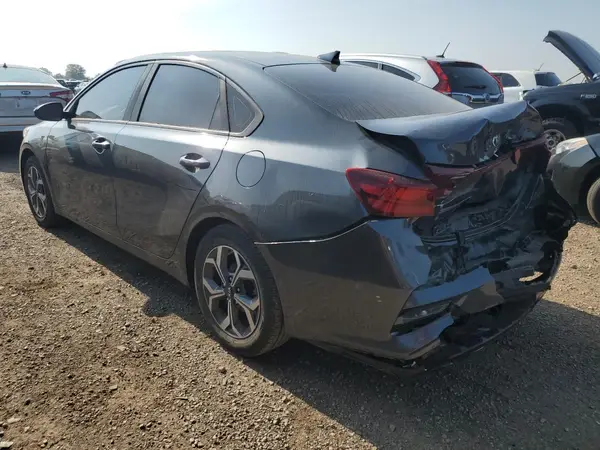 3KPF24AD5KE108606 2019 KIA FORTE - Image 2