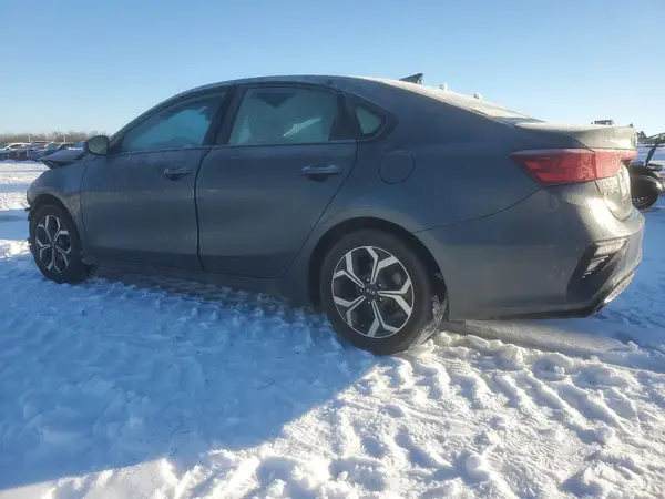 3KPF24AD5KE108783 2019 KIA FORTE - Image 2