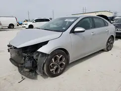 3KPF24AD5KE109738 2019 KIA FORTE