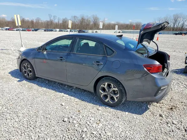3KPF24AD5KE111862 2019 KIA FORTE - Image 2