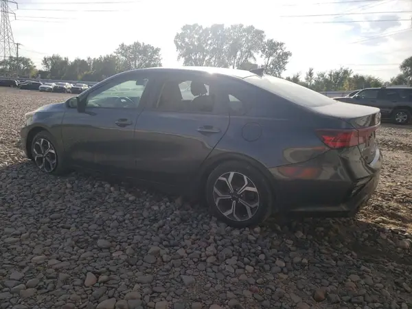 3KPF24AD5KE114860 2019 KIA FORTE - Image 2
