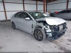 3KPF24AD5KE115121 2019 KIA FORTE