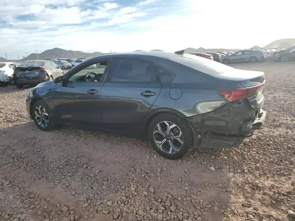 3KPF24AD5KE118567 2019 KIA FORTE - Image 2