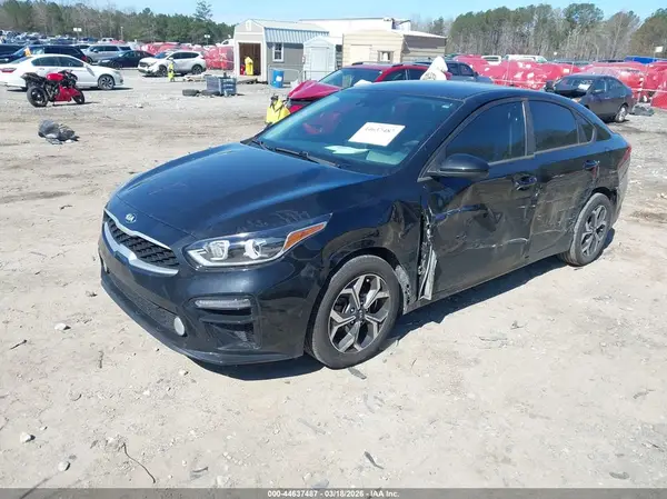 3KPF24AD5KE119573 2019 KIA FORTE - Image 2