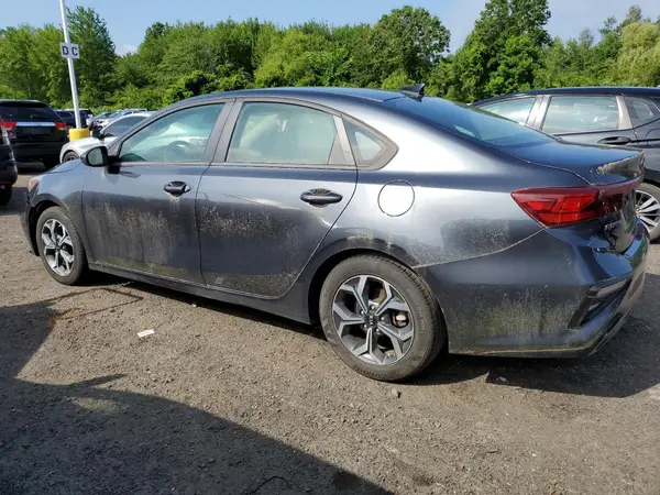 3KPF24AD5KE124689 2019 KIA FORTE - Image 2