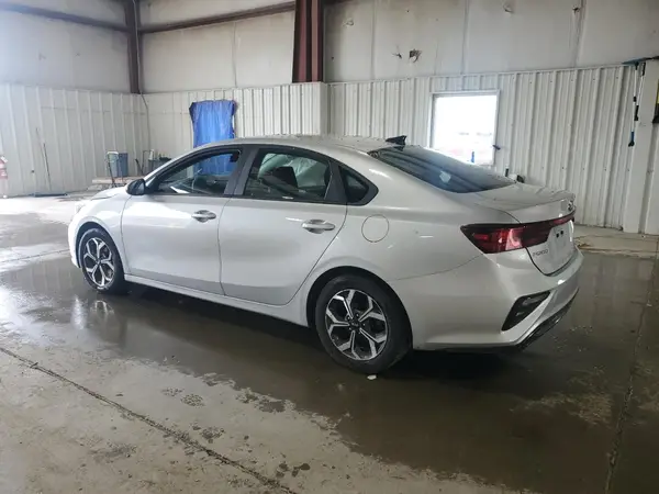3KPF24AD5KE125180 2019 KIA FORTE - Image 2