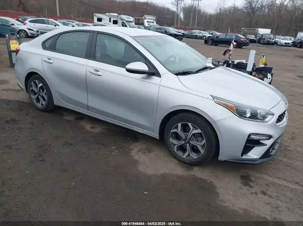 3KPF24AD5KE125406 2019 KIA FORTE - Image 1
