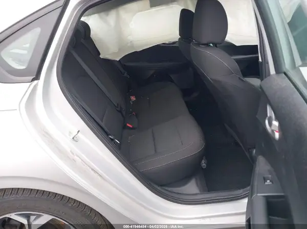 3KPF24AD5KE125406 2019 KIA FORTE - Image 8