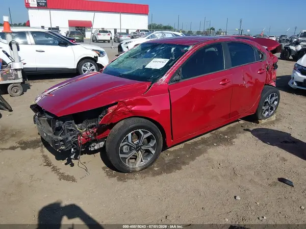 3KPF24AD5KE125860 2019 KIA FORTE - Image 2