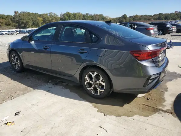 3KPF24AD5KE129083 2019 KIA FORTE - Image 2