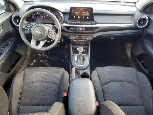 3KPF24AD5KE131853 2019 KIA FORTE - Image 8