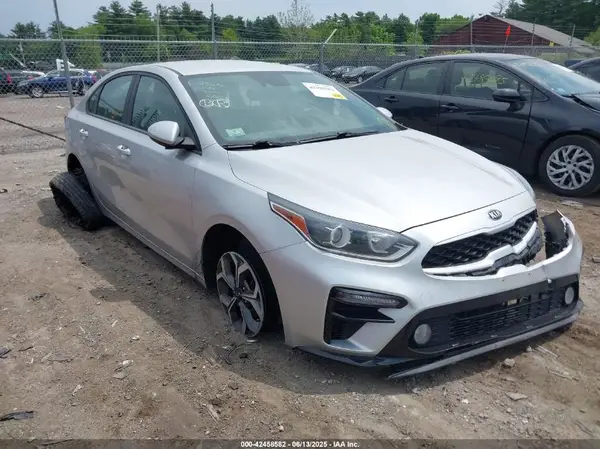 3KPF24AD5KE131934 2019 KIA FORTE - Image 1