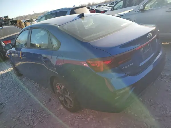 3KPF24AD5KE135367 2019 KIA FORTE - Image 2