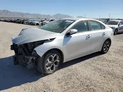 3KPF24AD5KE137054 2019 KIA FORTE
