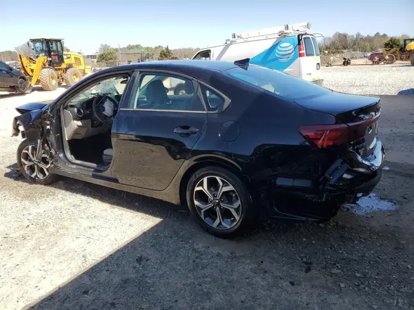 3KPF24AD5KE137765 2019 KIA FORTE - Image 2