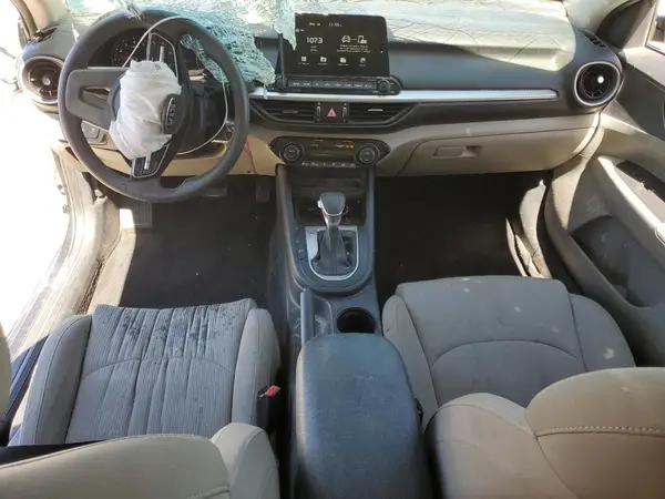 3KPF24AD5KE137765 2019 KIA FORTE - Image 8
