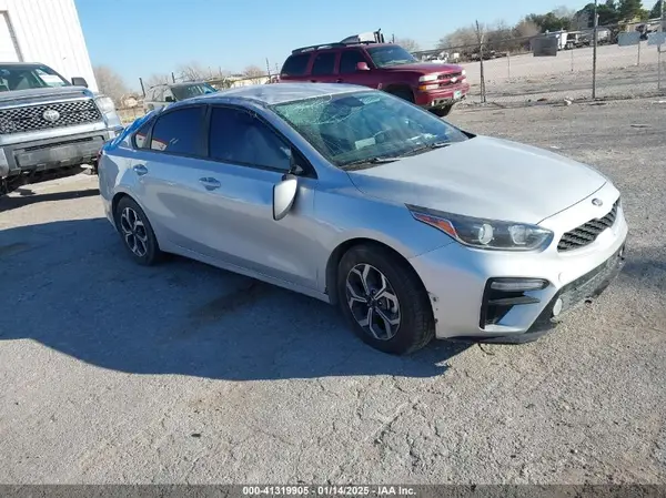 3KPF24AD5KE138334 2019 KIA FORTE - Image 1