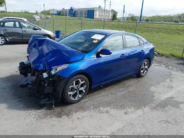 3KPF24AD5LE141414 2020 KIA FORTE - Image 2