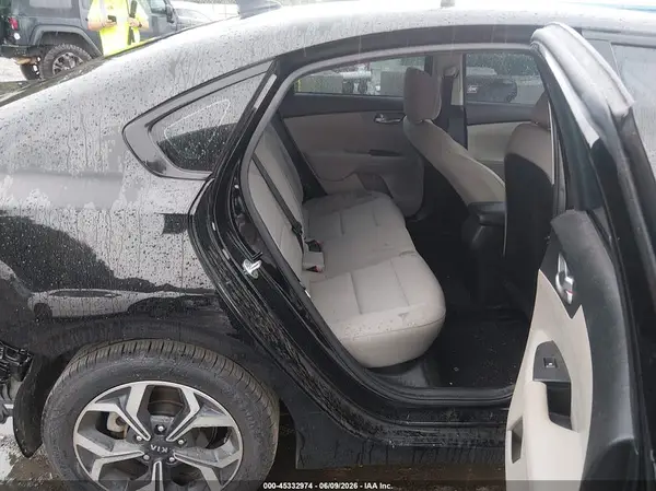 3KPF24AD5LE142319 2020 KIA FORTE - Image 8
