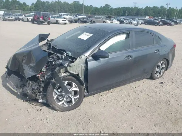 3KPF24AD5LE147732 2020 KIA FORTE - Image 2