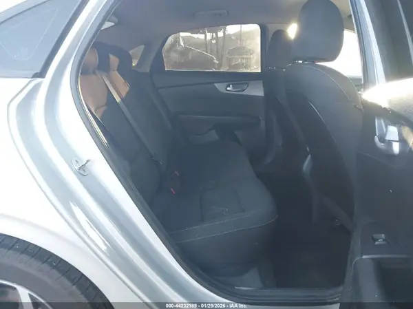 3KPF24AD5LE154731 2020 KIA FORTE - Image 8