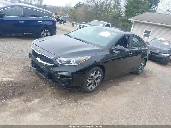 3KPF24AD5LE157001 2020 KIA FORTE - Image 2