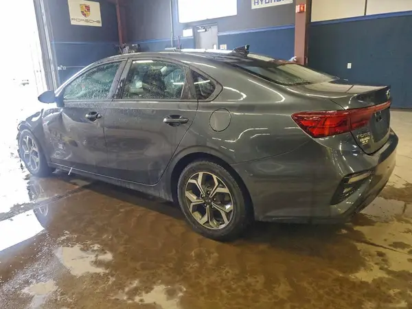 3KPF24AD5LE168094 2020 KIA FORTE - Image 2