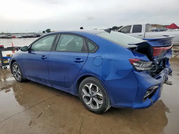 3KPF24AD5LE176826 2020 KIA FORTE - Image 2