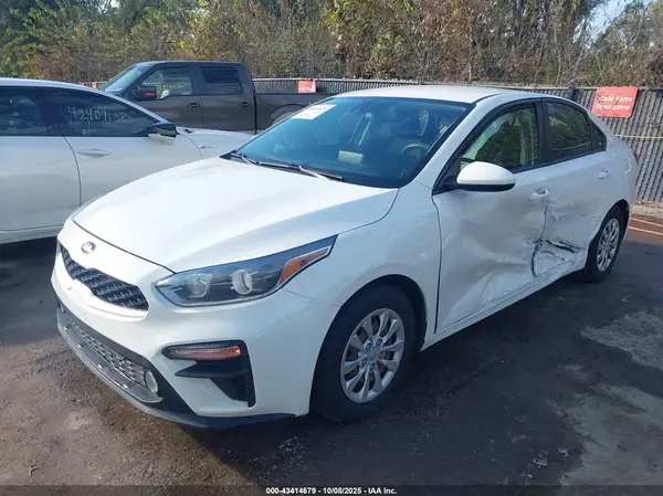 3KPF24AD5LE182884 2020 KIA FORTE - Image 2