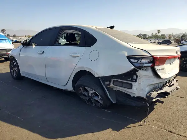 3KPF24AD5LE184134 2020 KIA FORTE - Image 2