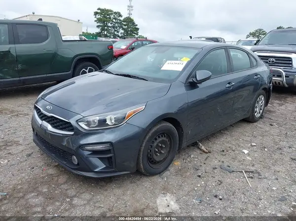 3KPF24AD5LE185137 2020 KIA FORTE - Image 2