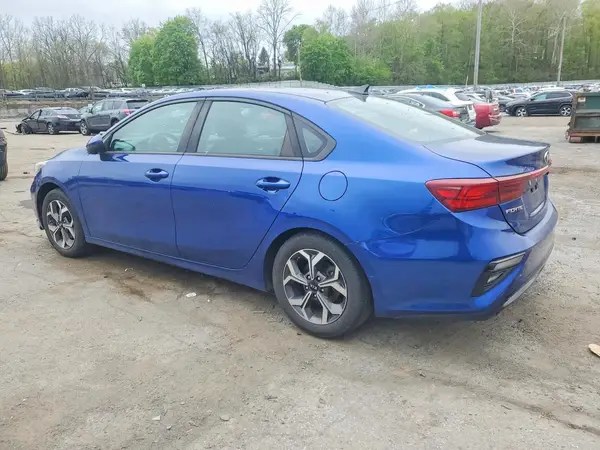 3KPF24AD5LE187146 2020 KIA FORTE - Image 2