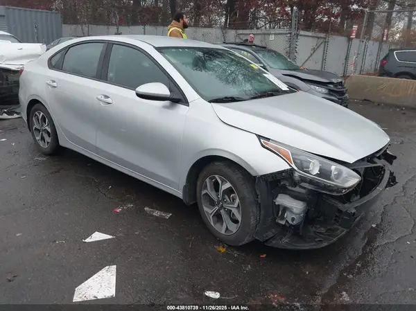 3KPF24AD5LE194209 2020 KIA FORTE - Image 1