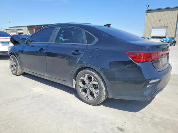 3KPF24AD5LE200638 2020 KIA FORTE - Image 2