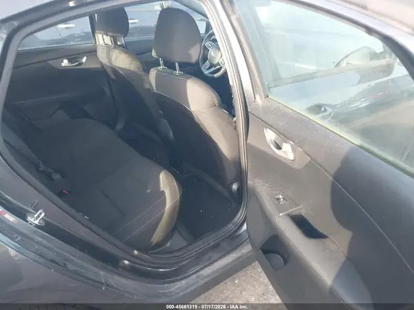 3KPF24AD5LE205435 2020 KIA FORTE - Image 8