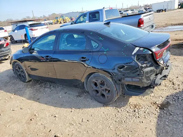 3KPF24AD5LE206424 2020 KIA FORTE - Image 2