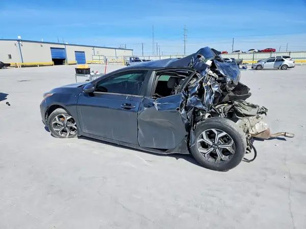 3KPF24AD5LE209856 2020 KIA FORTE - Image 2