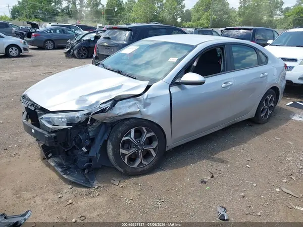 3KPF24AD5LE212501 2020 KIA FORTE - Image 2