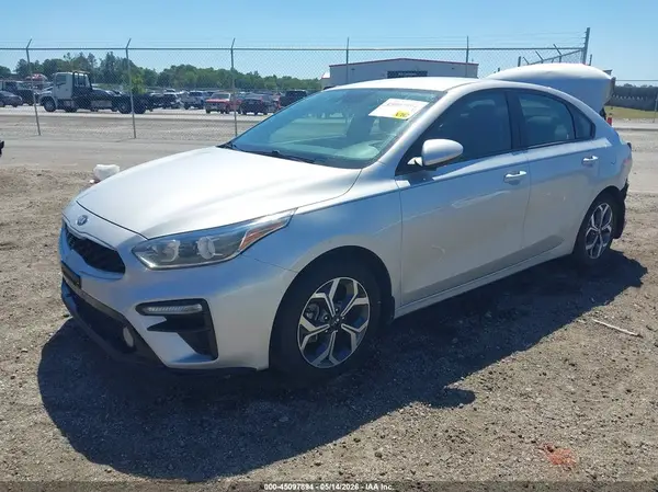3KPF24AD5LE213387 2020 KIA FORTE - Image 2