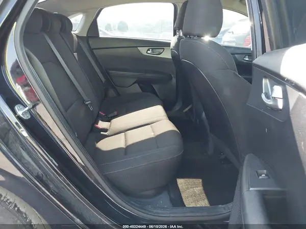 3KPF24AD5LE214572 2020 KIA FORTE - Image 8