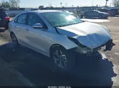 3KPF24AD5LE217083 2020 KIA FORTE