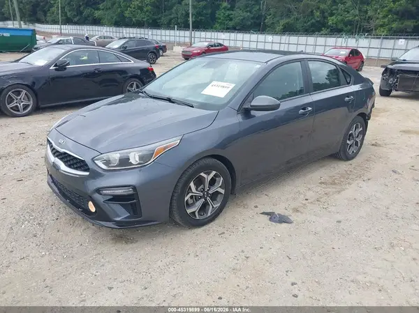 3KPF24AD5LE217827 2020 KIA FORTE - Image 2