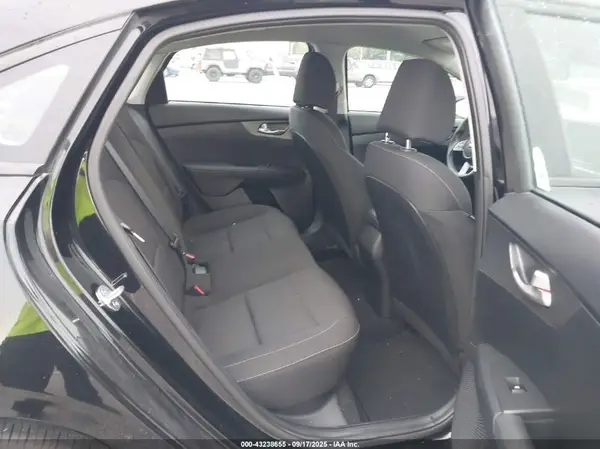 3KPF24AD5LE231663 2020 KIA FORTE - Image 8