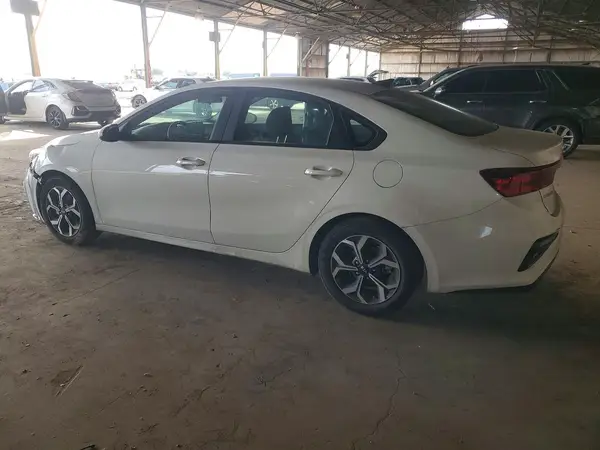 3KPF24AD5LE235034 2020 KIA FORTE - Image 2