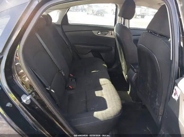 3KPF24AD5LE235891 2020 KIA FORTE - Image 8