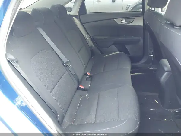 3KPF24AD5LE240010 2020 KIA FORTE - Image 8