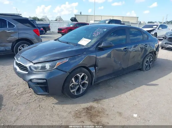 3KPF24AD5LE243330 2020 KIA FORTE - Image 2