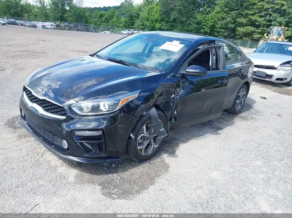 3KPF24AD5LE246163 2020 KIA FORTE - Image 2