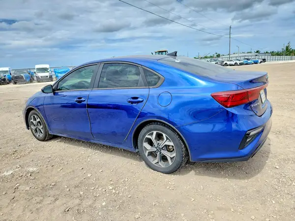 3KPF24AD5LE252495 2020 KIA FORTE - Image 2